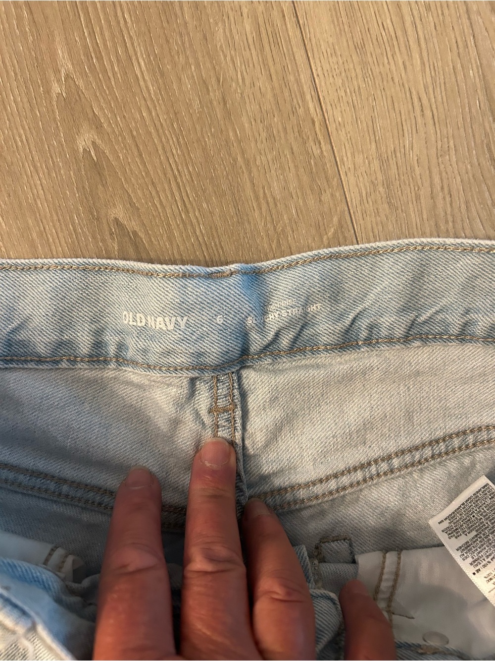 Old Navy Light Blue Denim Shorts - Casual Five-Pocket Style - Picture 3 of 5